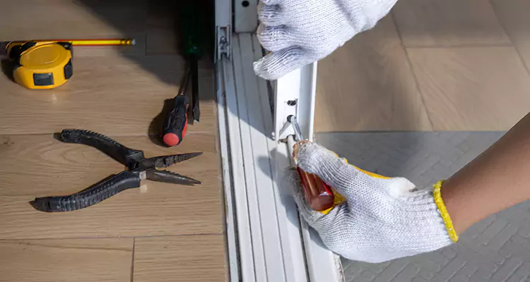 Screen Door Wheel Replacement in Palm Valley, FL