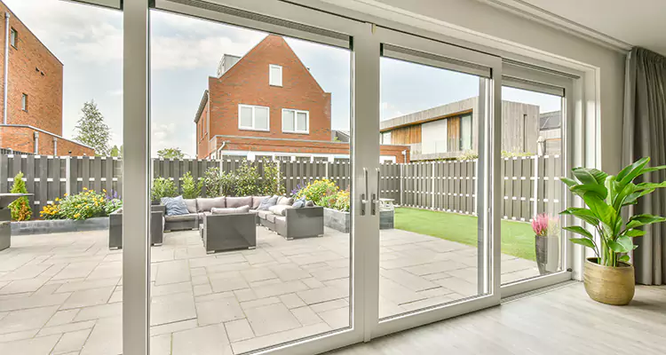 Best Sliding Screen Door Replacement Company in Palm Valley, FL